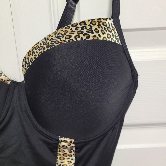 MARILYN MONROE SHAPING BODYSUIT BLACK BLUE ACCENTS Large POLY SPANDEX Leopard - Picture 9 of 14